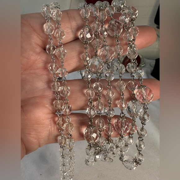 Sparkly faceted clear bead necklaces and earrings - Picture 8 of 9